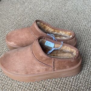 Olivia & Kate Salty shoe slipon clog NWT